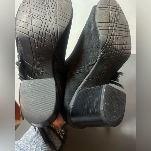 KENNETH COLE REACTIONFringe Suede Open Toe Booties - Picture 9 of 9